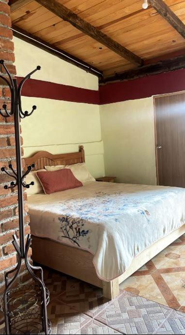 La Villafranca Del Cid Zitacuaro Luaran gambar